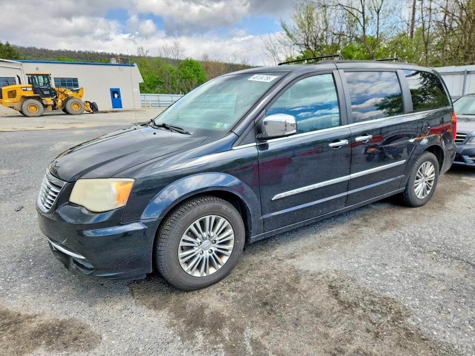 2014 Chrysler Town & Country Touring l