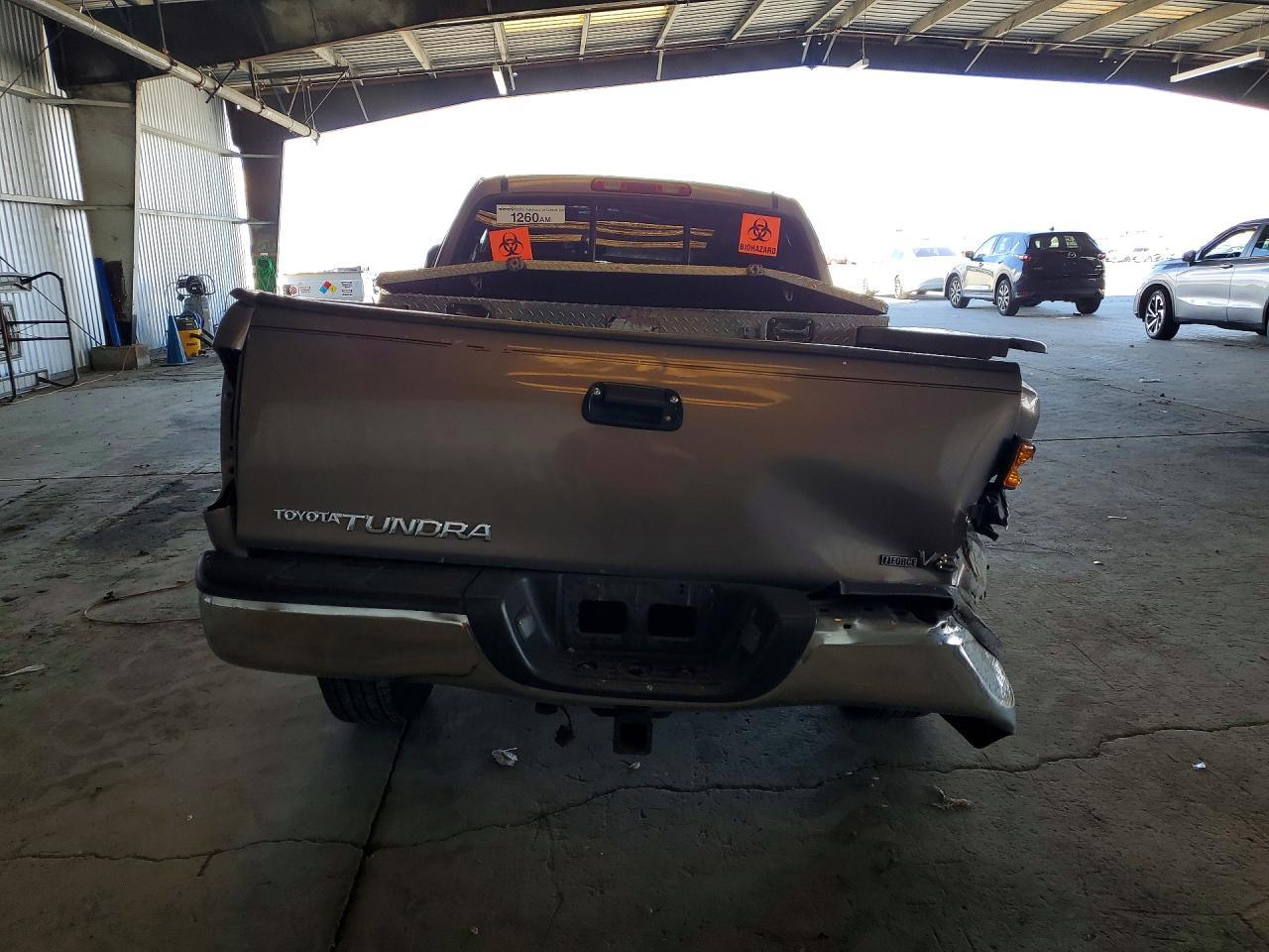 2002 Toyota Tundra SR5 V8
