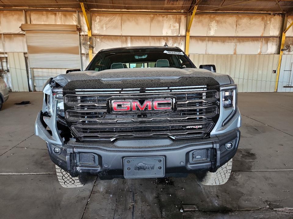 2026 GMC Sierra K1500 AT4X