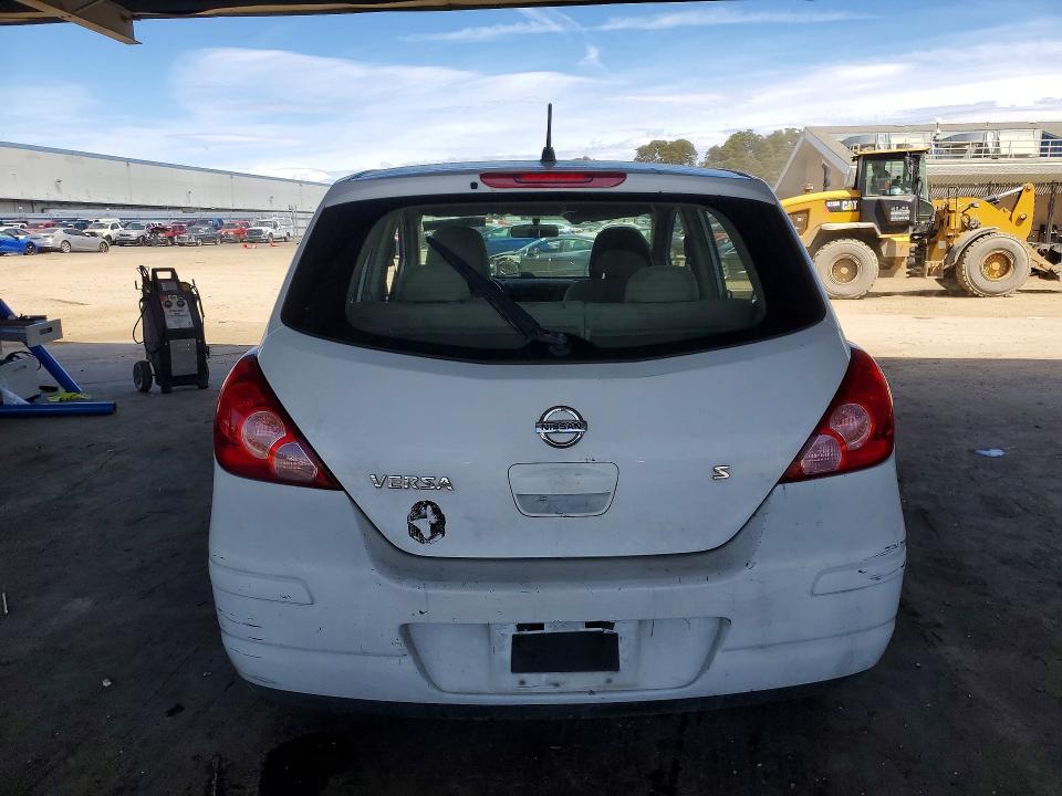 2007 Nissan Versa 1.8 s
