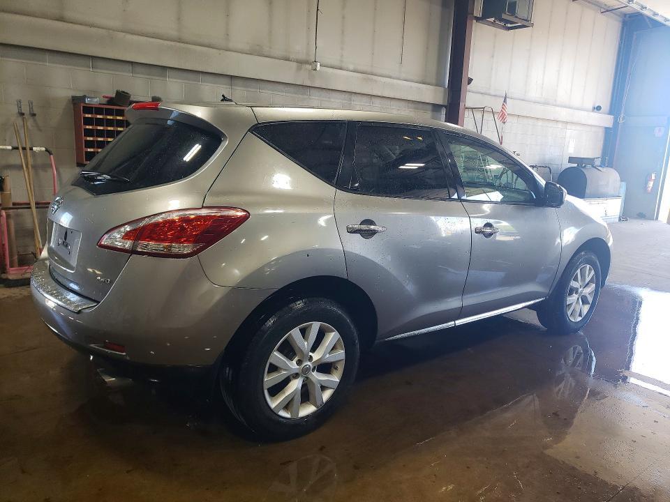 2011 Nissan Murano s