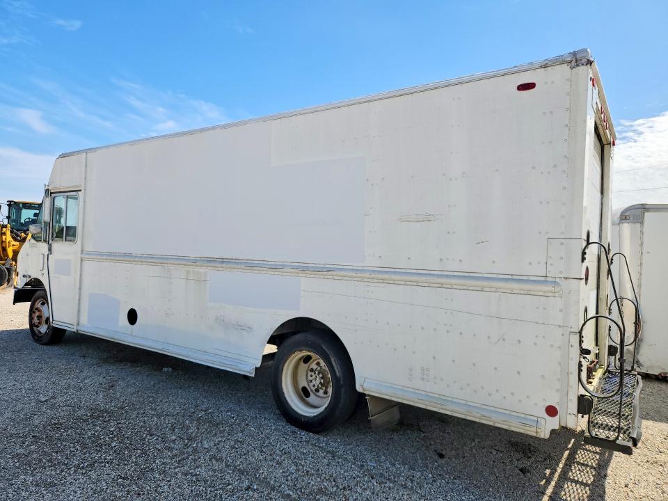 2007 Freightliner MT55 Chassis Delivery Truck