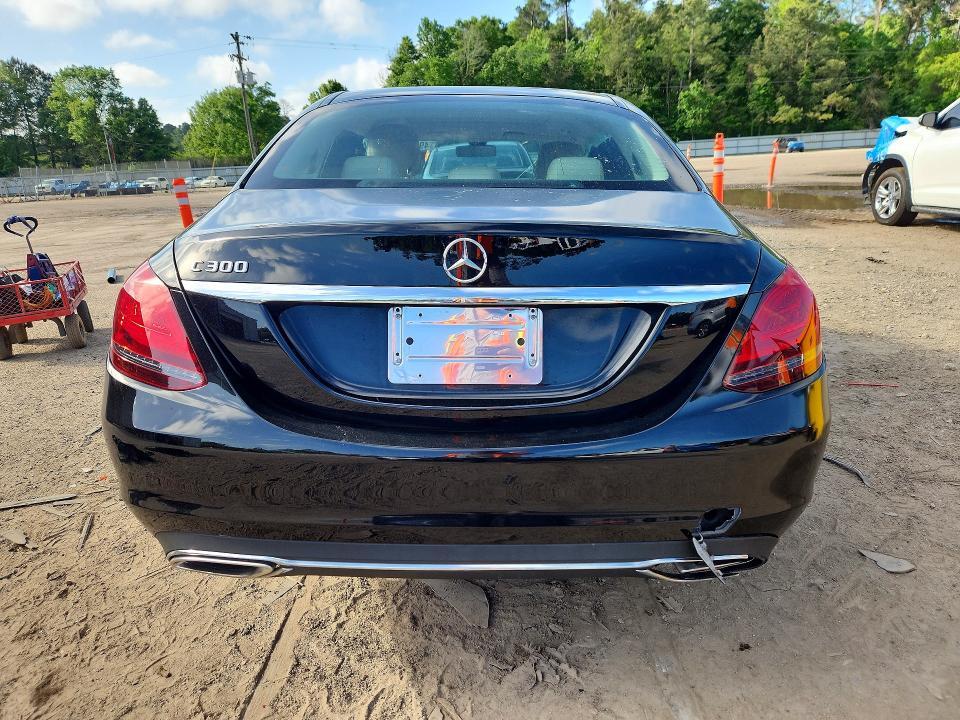 2021 Mercedes-Benz C300