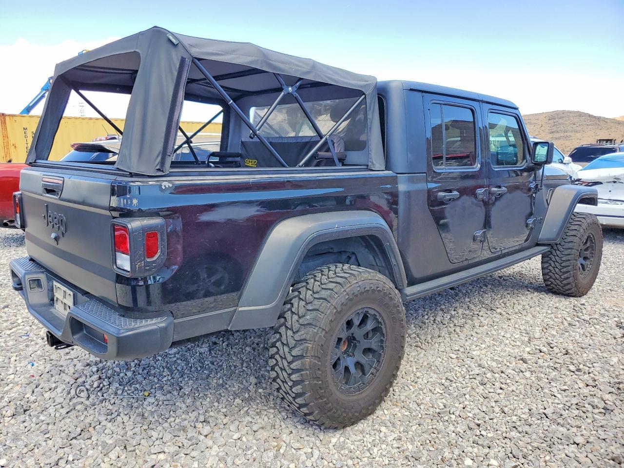 2020 Jeep Gladiator Sport