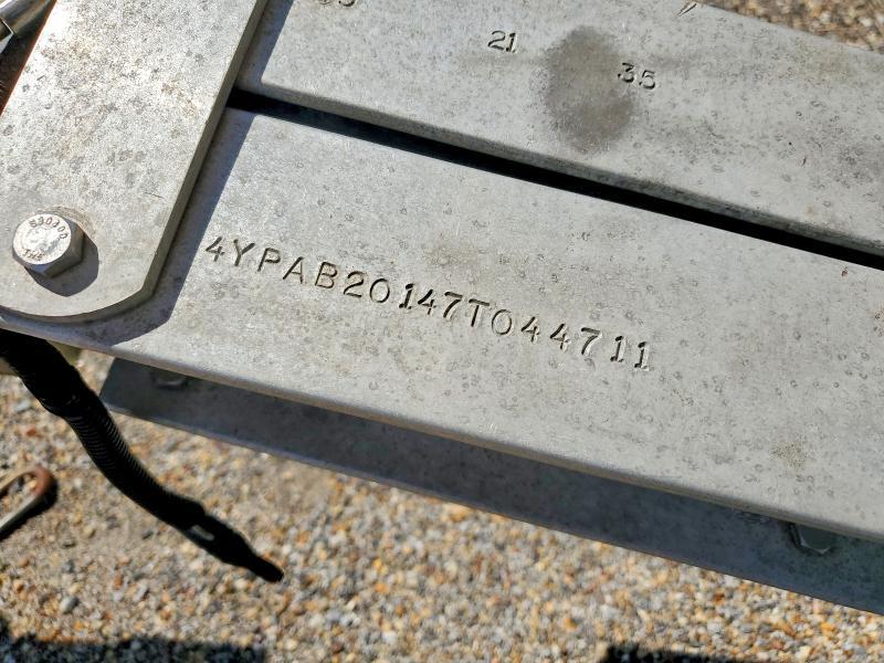 2001 Carolina Boat