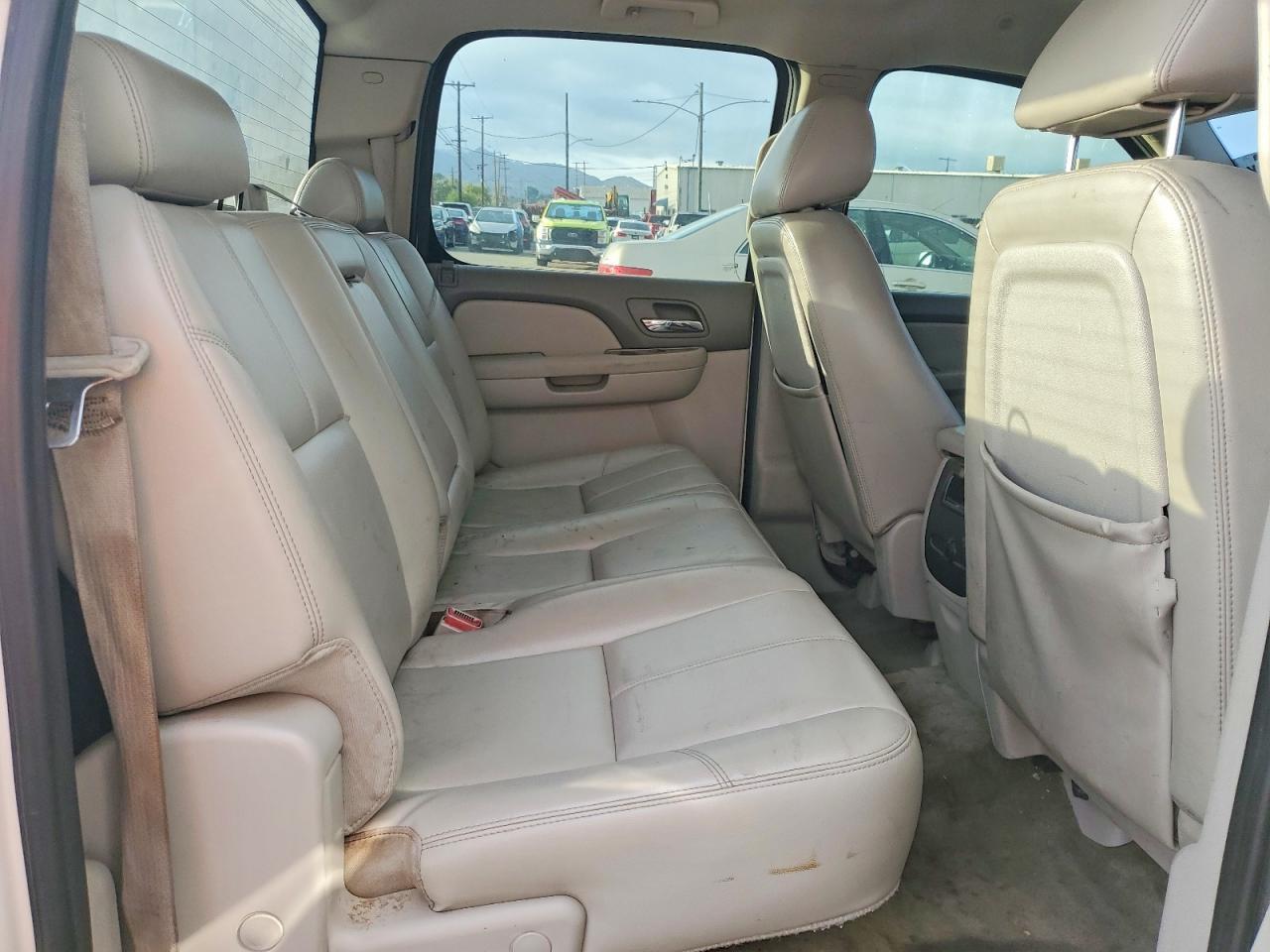 2011 Chev Silverado C1500 LTZ