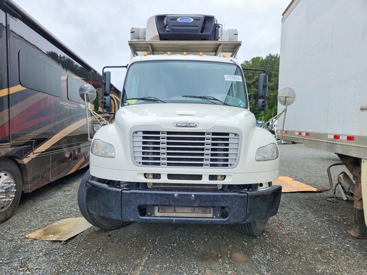 2019 Freigliner 2019 Freightliner Business Class M2 Refrigerated B