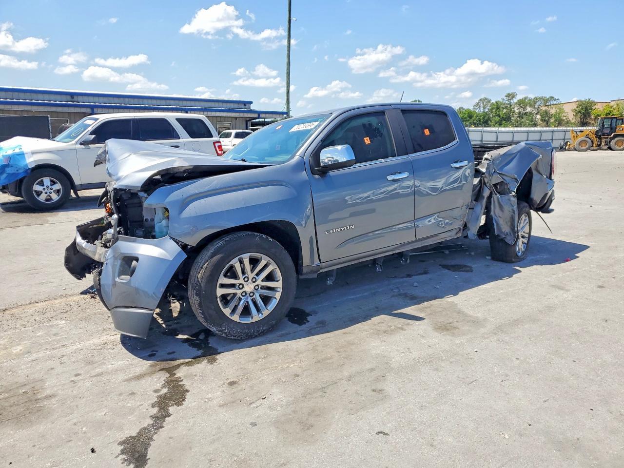 2020 GMC Canyon SLT