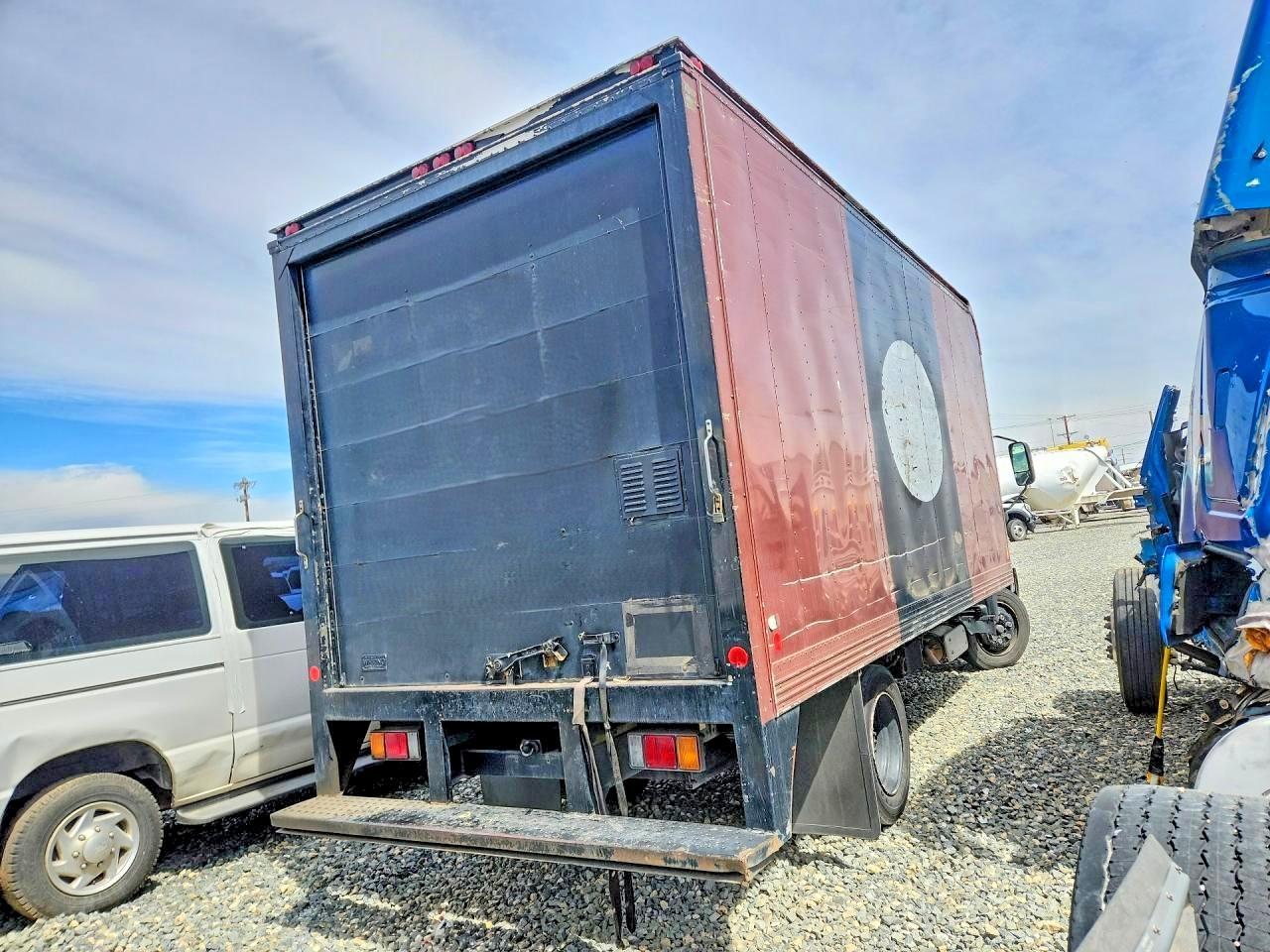 2018 Hino 195 BOX Truck