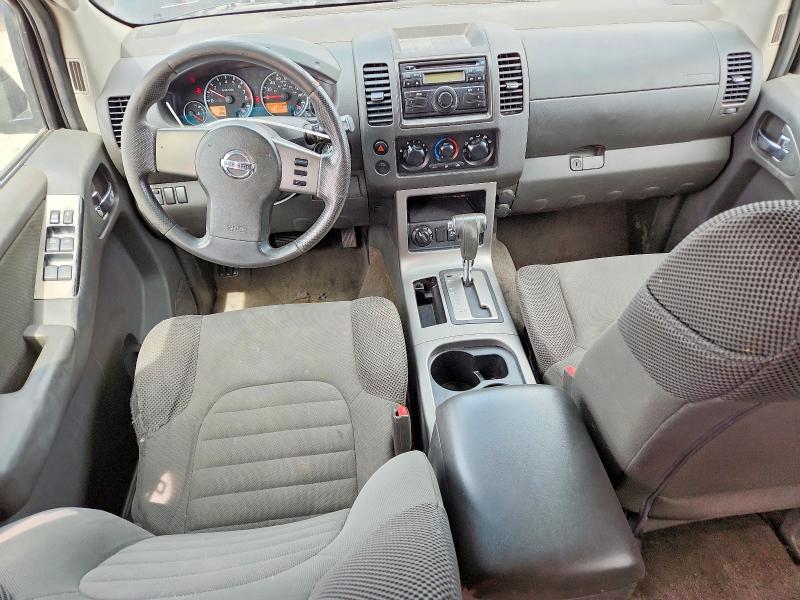 2012 Nissan Pathfinder s