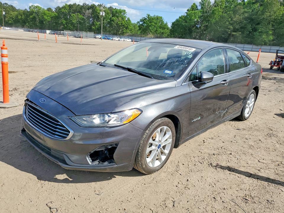 2019 Ford Fusion se