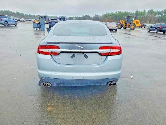 2012 Jaguar Xf r