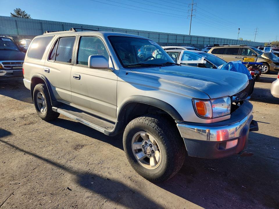 2000 Toyota 4runner SR5