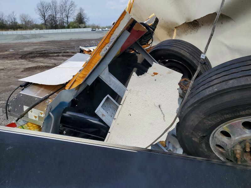 2020 International MV607 BOX Truck