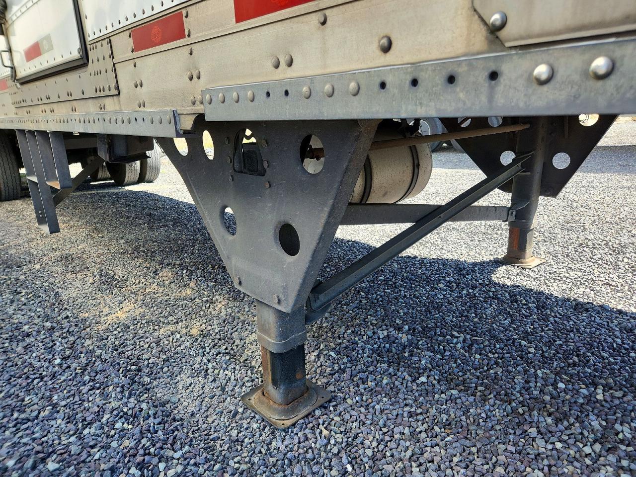 2015 Utility VS2RA Refrigerated Van Trailer