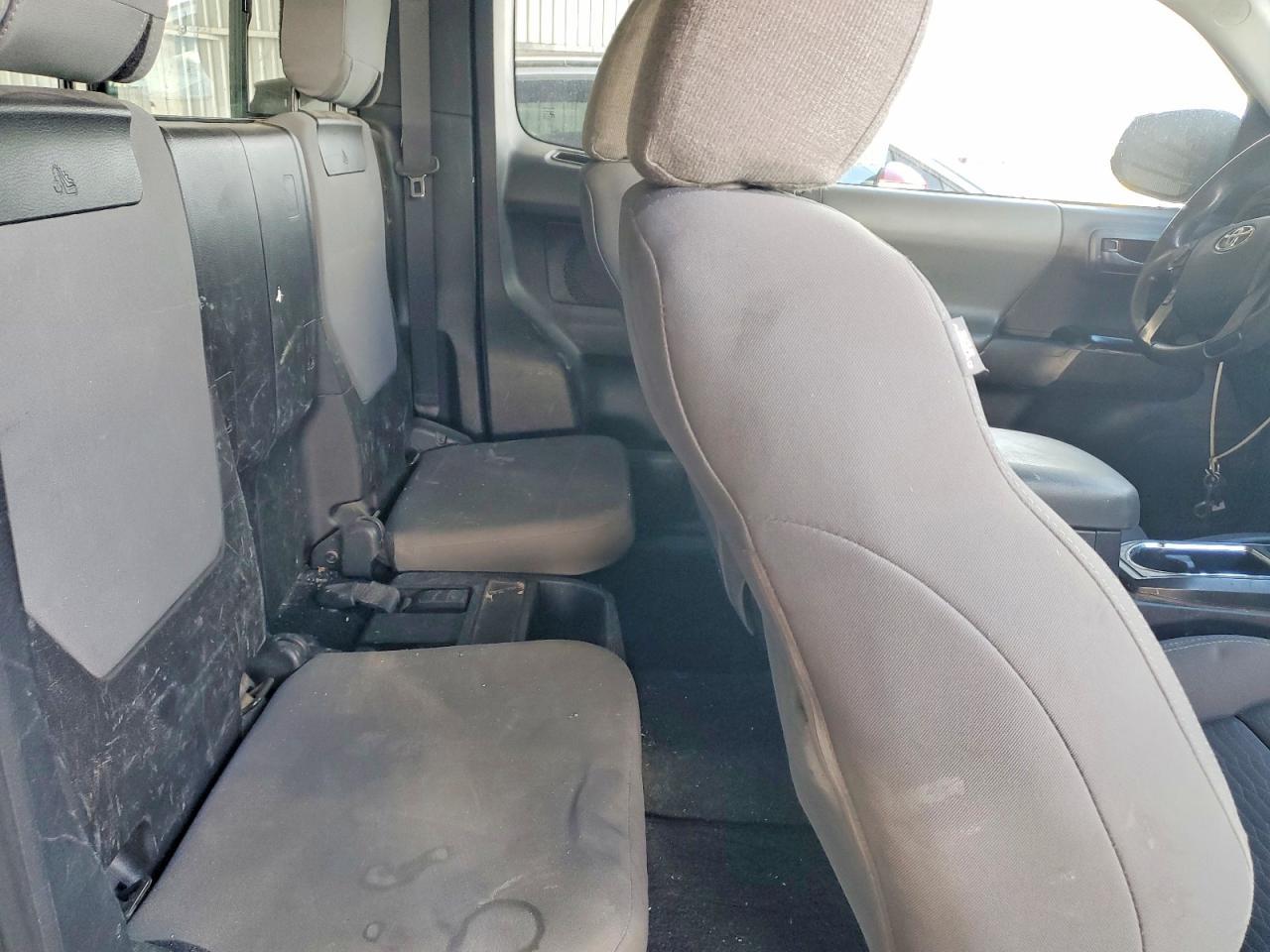 2017 Toyota Tacoma SR