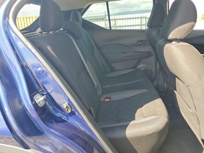 2019 Nissan Kicks sv