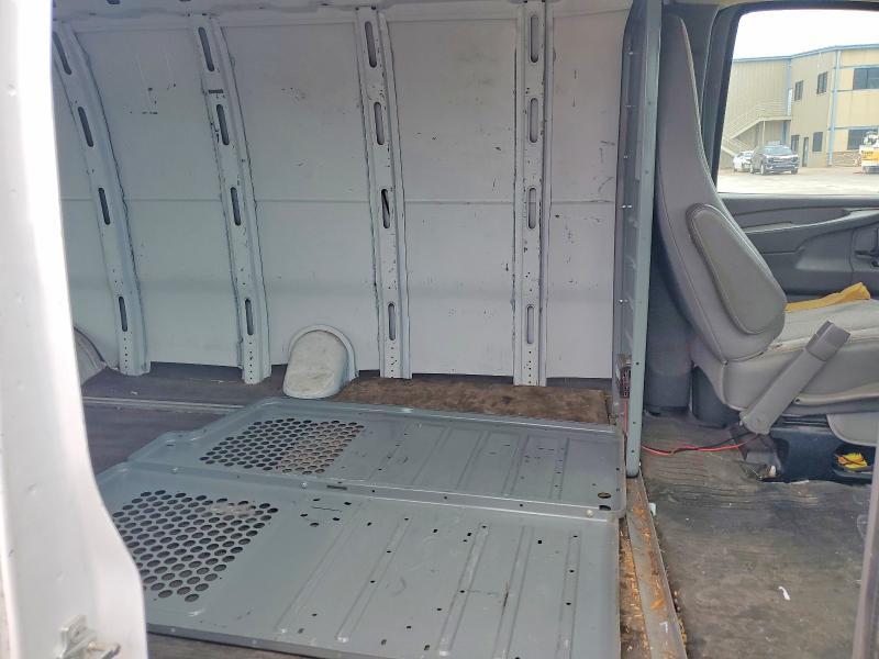 2014 Chev Express G2500