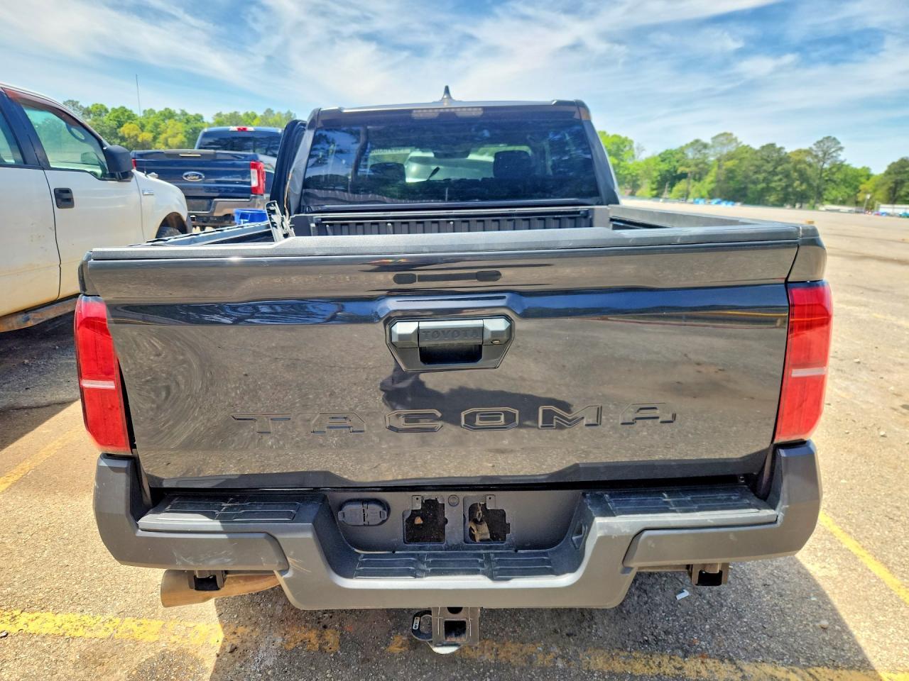 2025 Toyota Tacoma SR