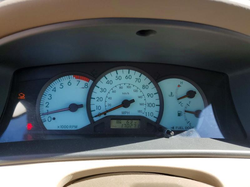 2004 Toyota Corolla le