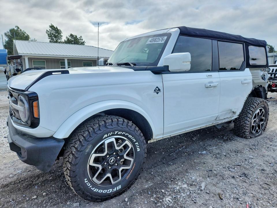 2022 Ford Bronco Base