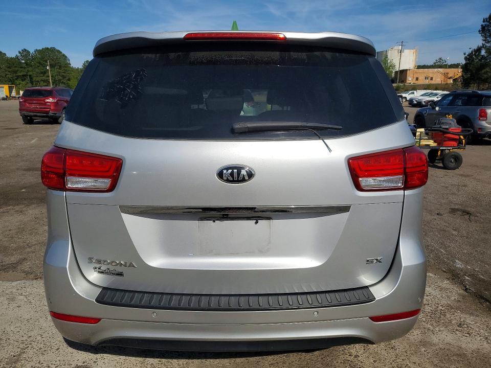 2015 KIA Sedona sx