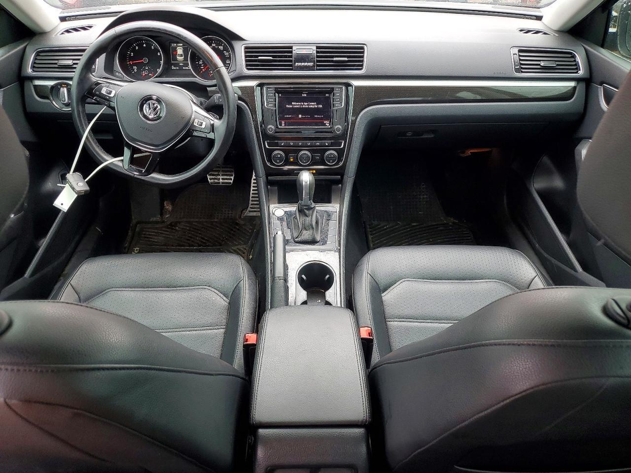 2019 Volkswagen Passat se R-line