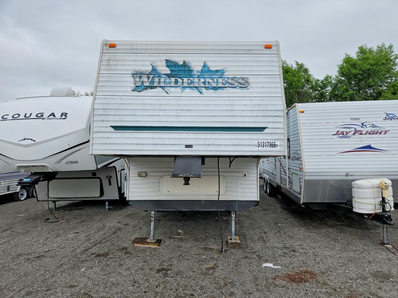 2003 Fleetwood Wilderness Camper