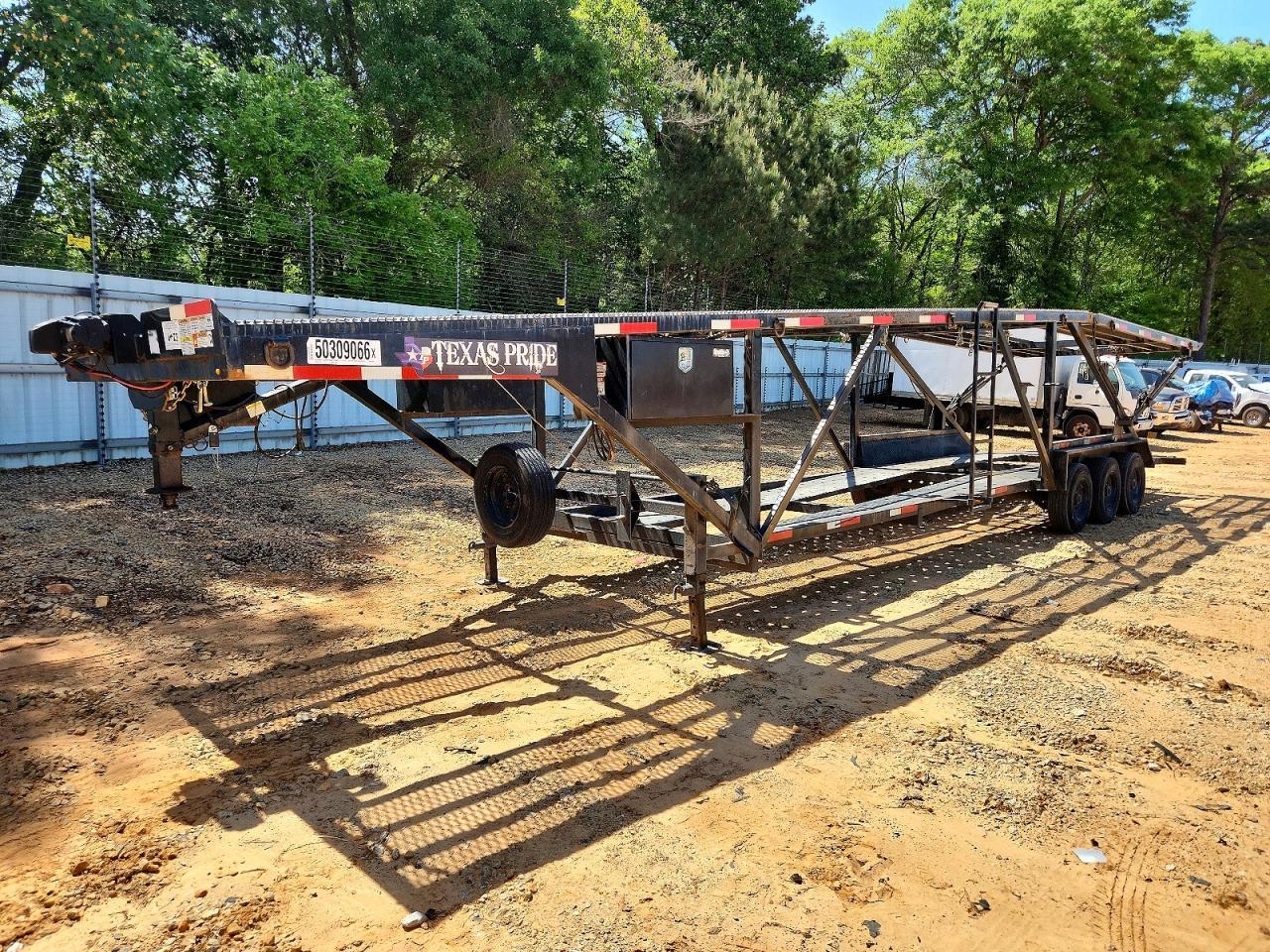 2022 Texas Pride Trailers-Car Carrier