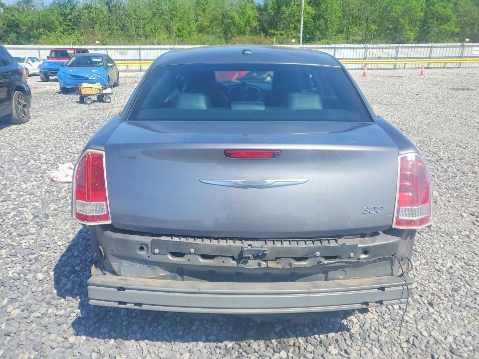 2012 Chrysler 300 Limited