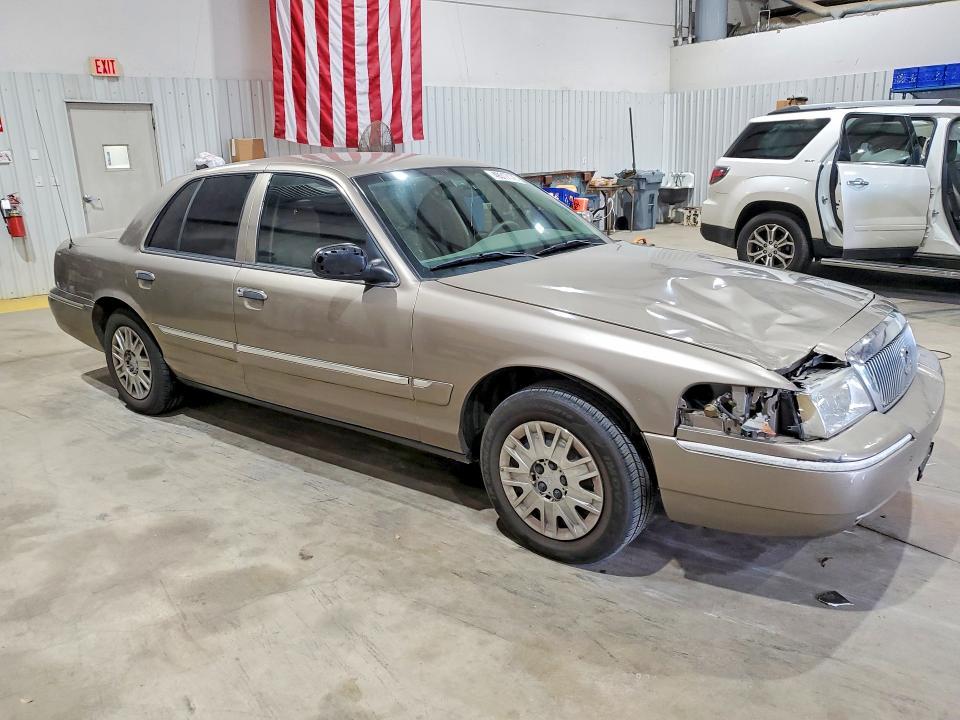 2005 Mercury Grand Marquis gs