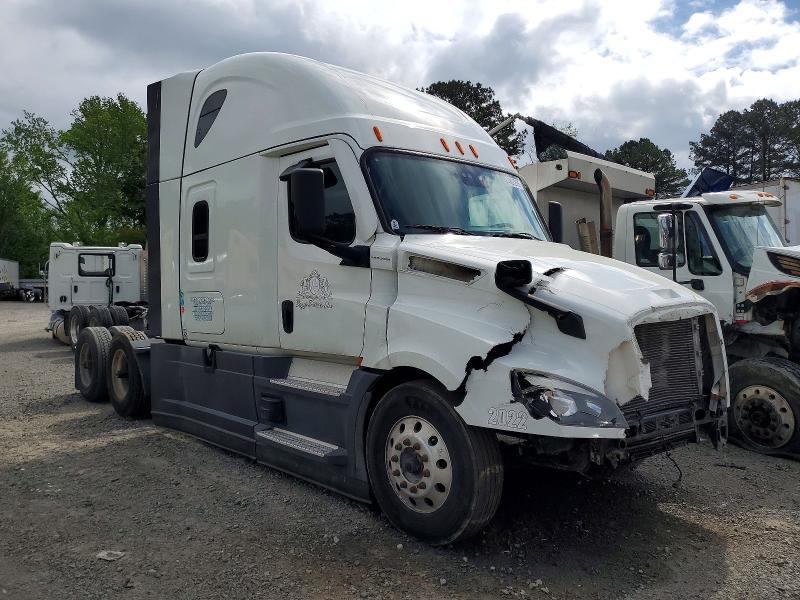 2022 Freightliner Cascadia 126 Semi Truck