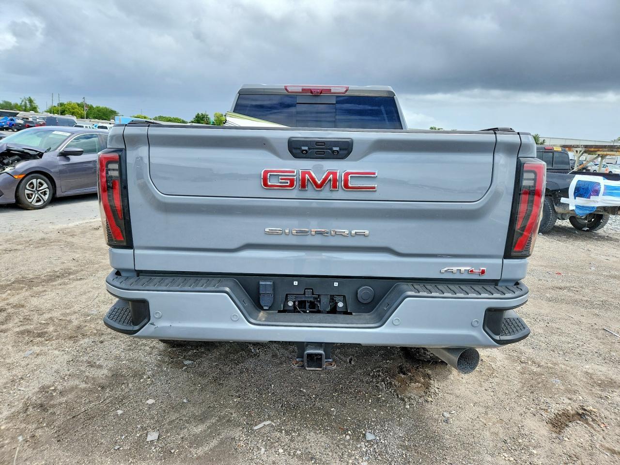 2024 GMC Sierra K2500 AT4
