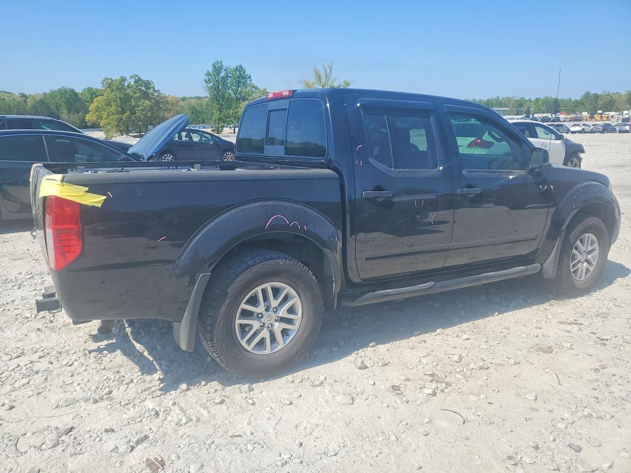 2017 Nissan Frontier SV