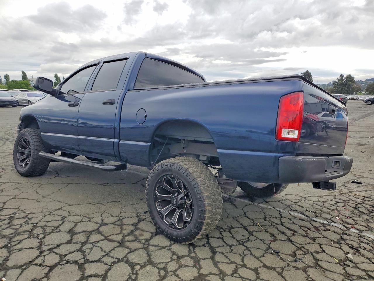 2004 Dodge RAM 1500 ST