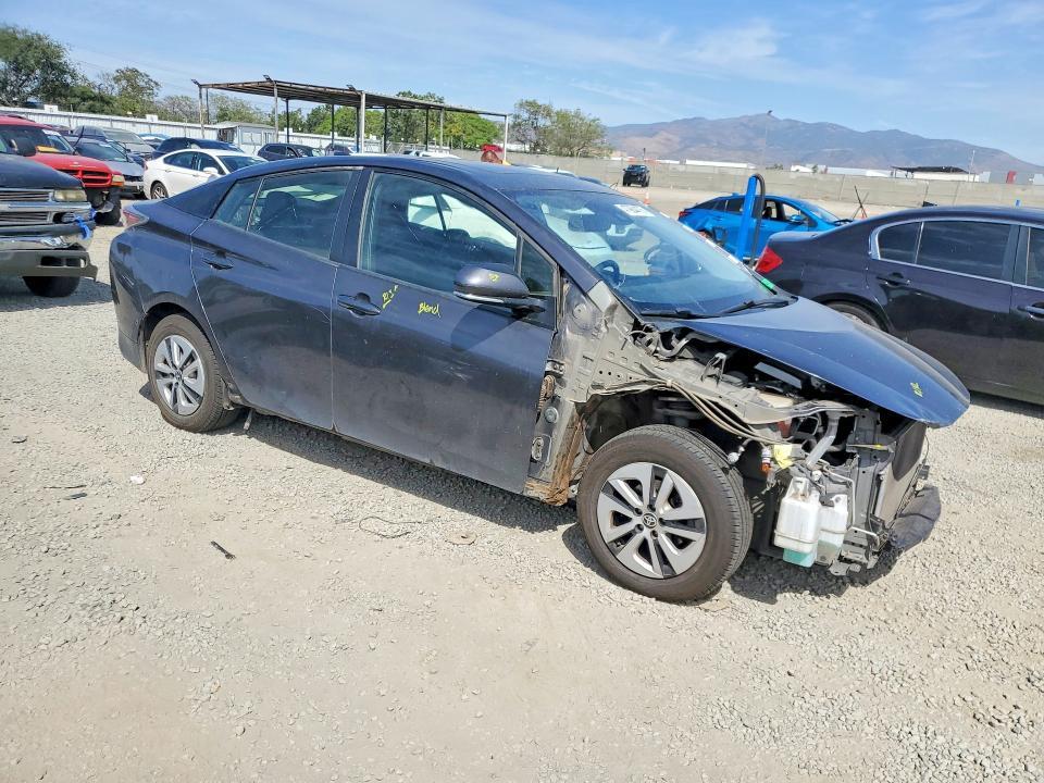 2016 Toyota Prius Four