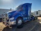 2016 Kenworth T680 Semi Truck