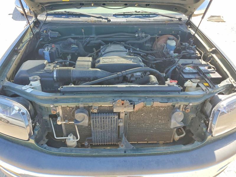 2002 Toyota Tundra SR5 V8