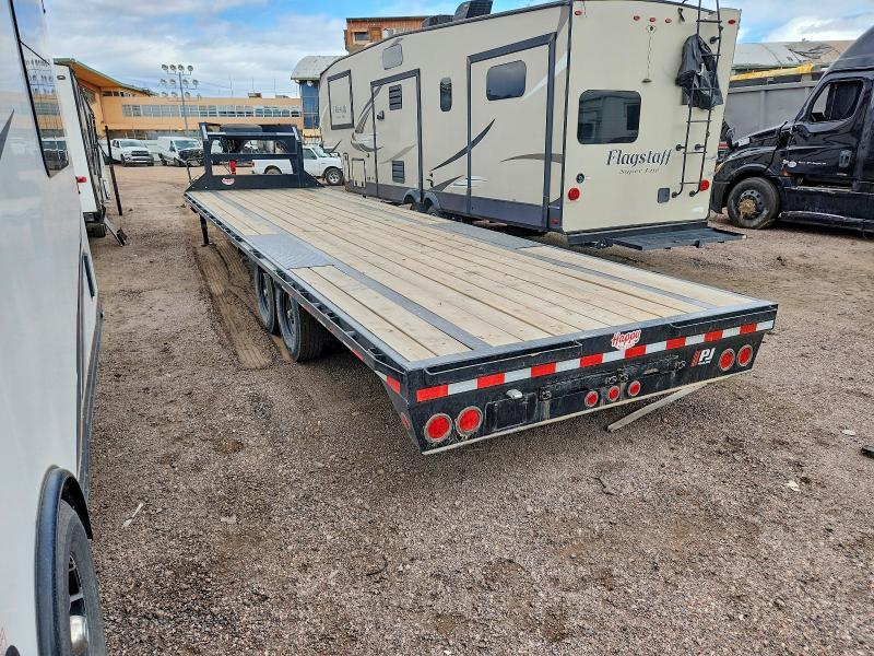 2026 PJ Gooseneck Flatbed