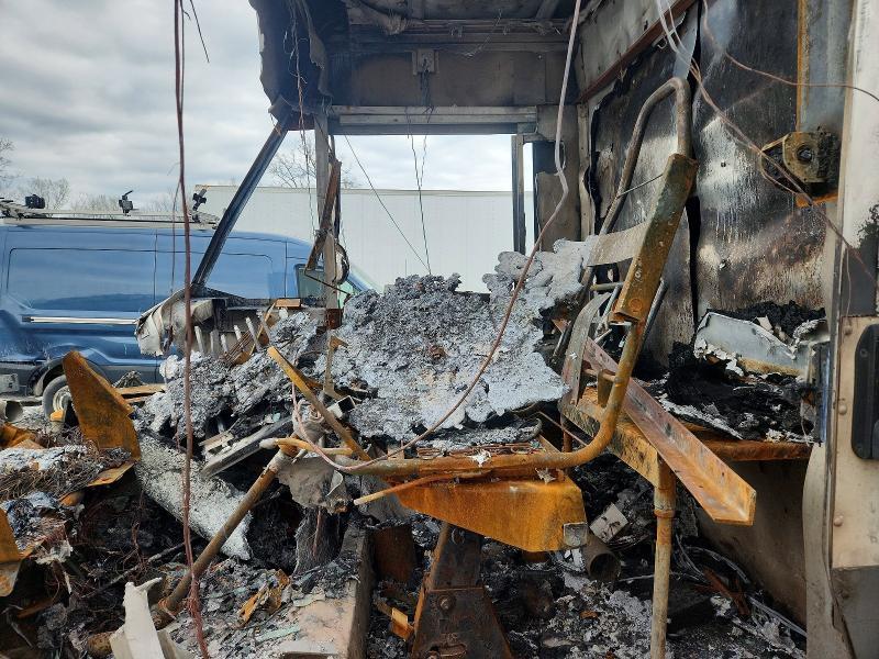 2010 Freigliner 2010 Freightliner MT45 Chassis Delivery Truck