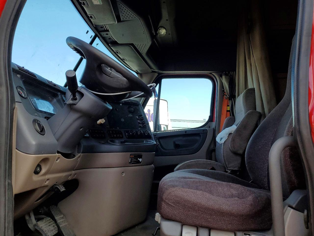 2013 Freigliner Cascadia 125