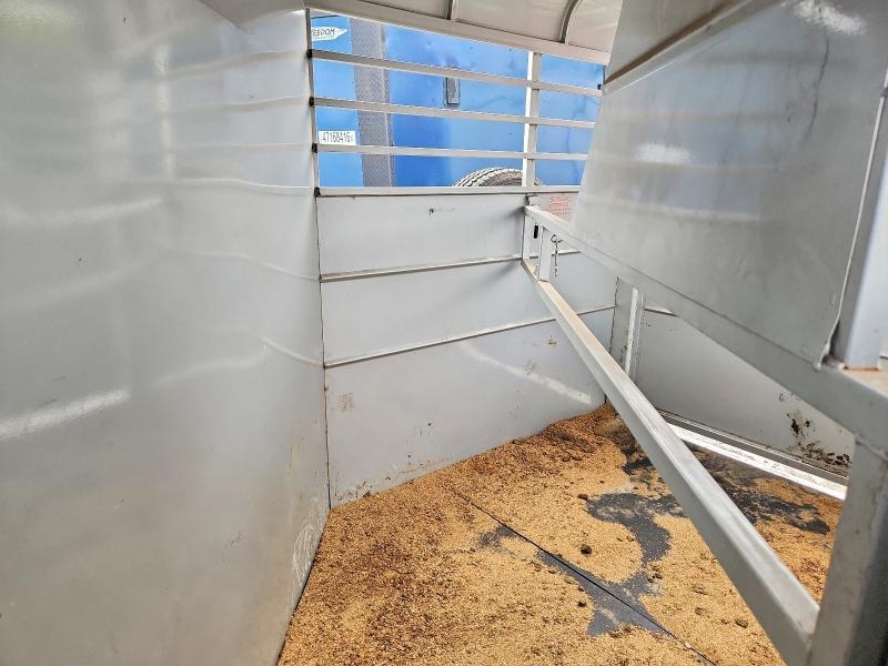 2025 Calico Livestock Trailer