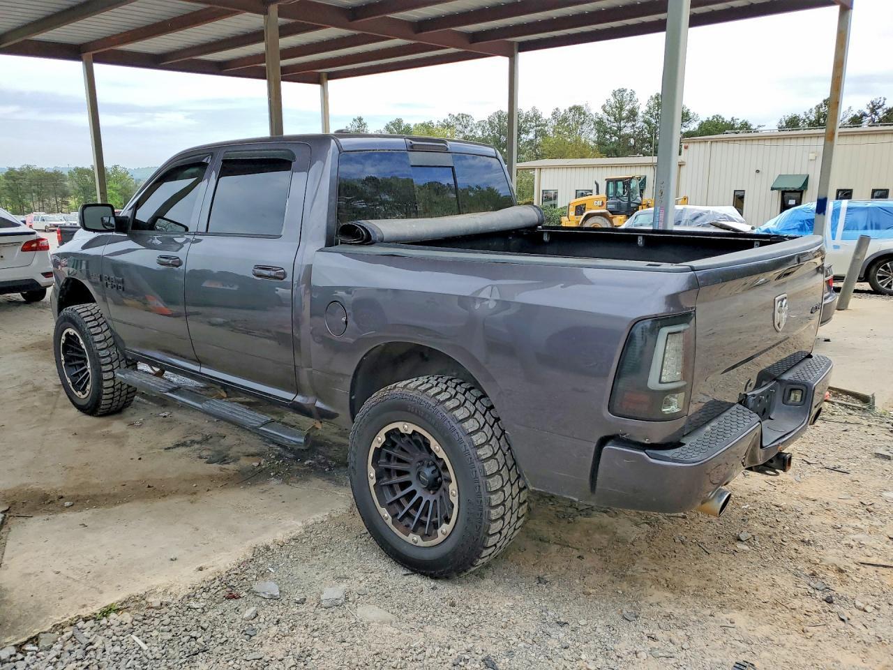 2016 Dodge RAM 1500 Sport