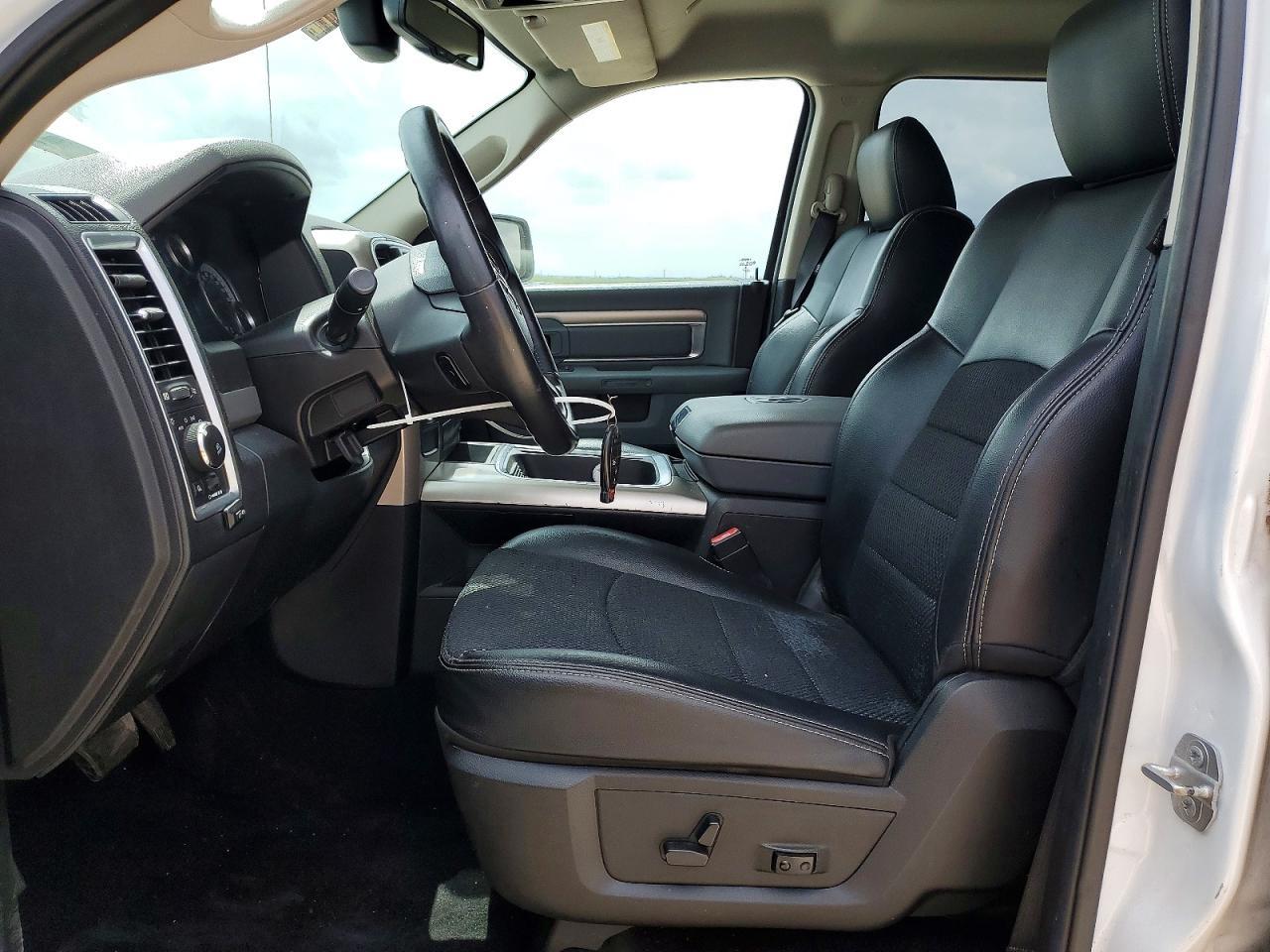 2017 Dodge RAM 1500 SLT
