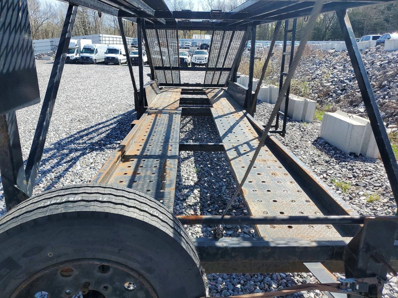 2022 Texas Pride CA84727KGN Car Carrier