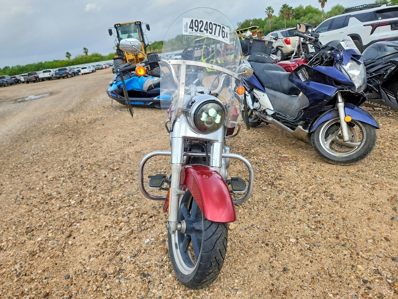 2016 Harley-Davidson FLD Switchback