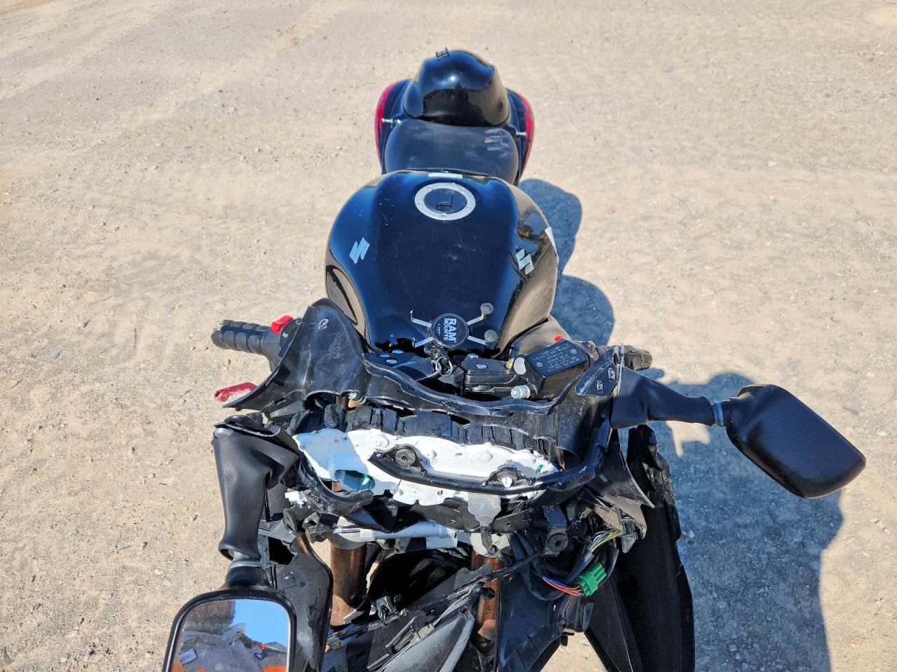 2011 Suzuki GSX1300 R