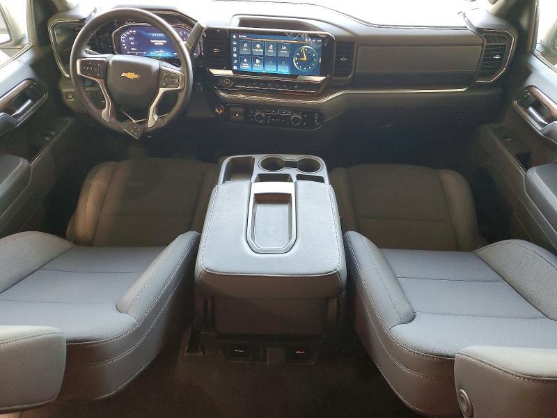 2026 Chevrolet Silverado K1500 LT
