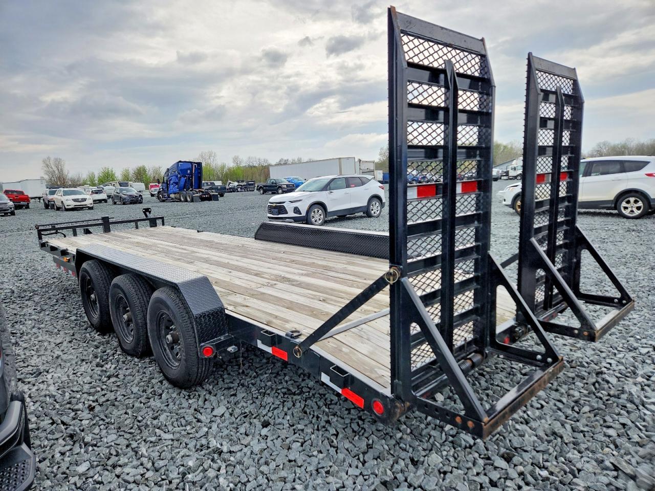 2025 PJ CC243 Equipment Trailer