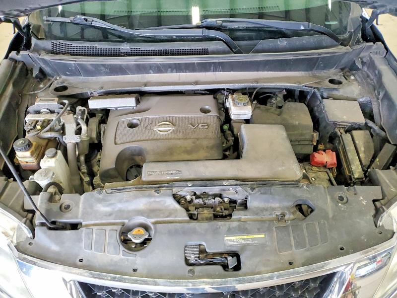 2016 Niss Pathfinder Platinum